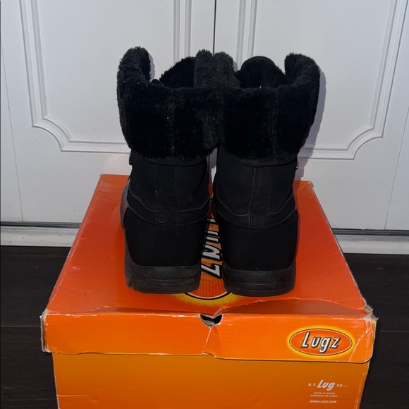 Lugz Tambora Women's Black Winter Boots, Size: 10M - Picture 3 of 6